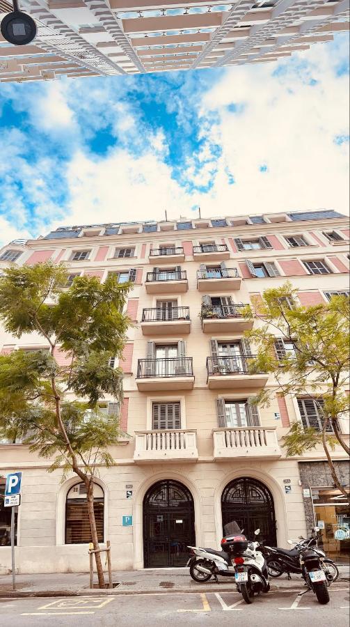 Hostal Madrazo Barcelona Exterior photo