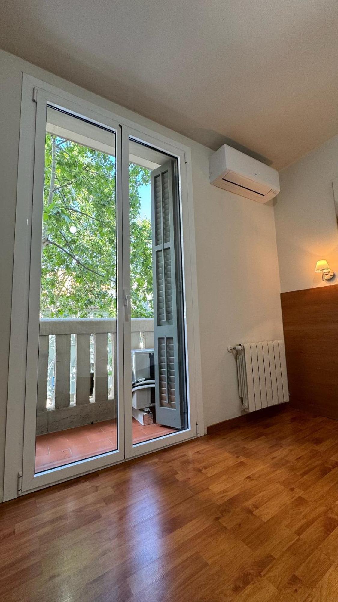 Hostal Madrazo Barcelona Exterior photo