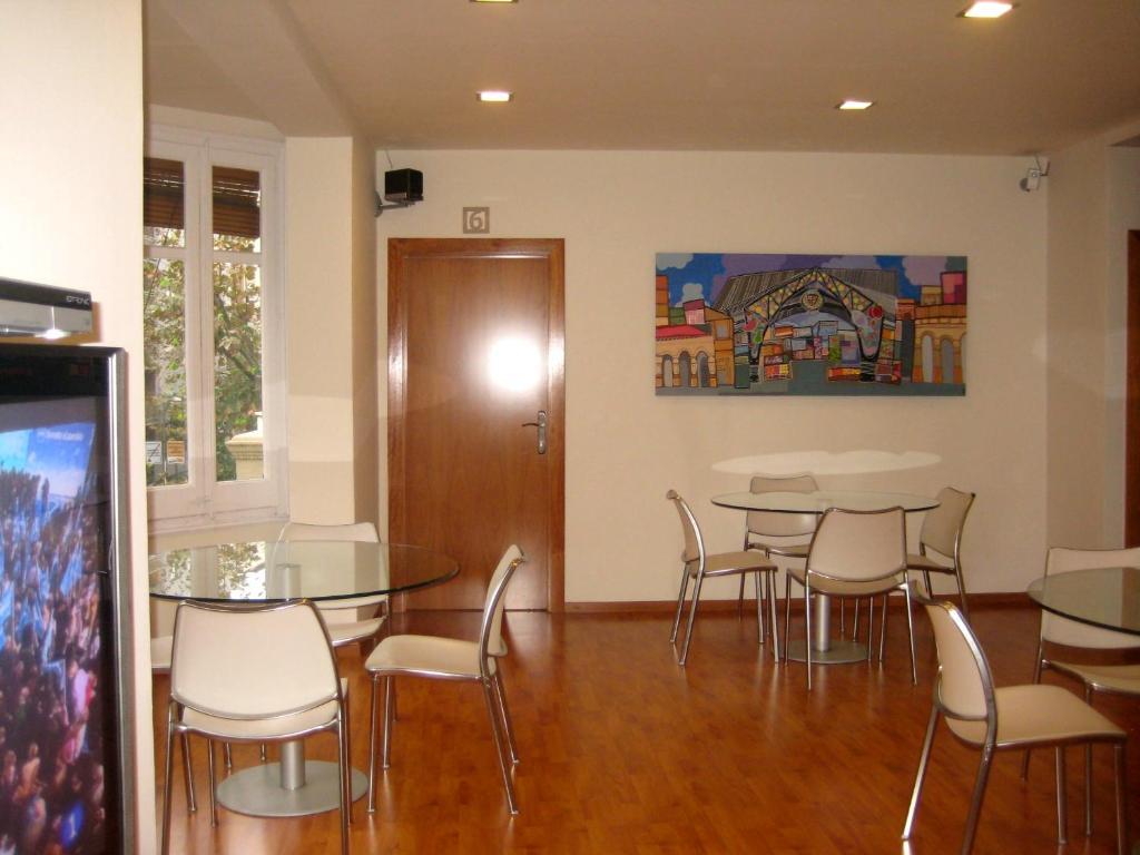 Hostal Madrazo Barcelona Exterior photo